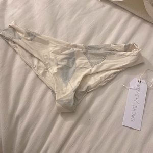 RARE Wing Woman yaya bottoms in xs!